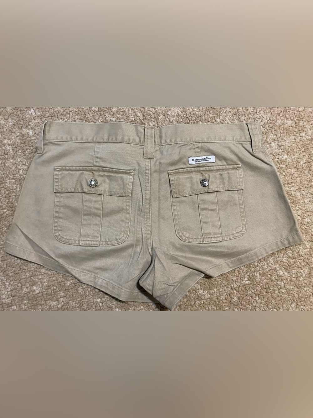 Abercrombie & Fitch Low Rise Khaki Shorts